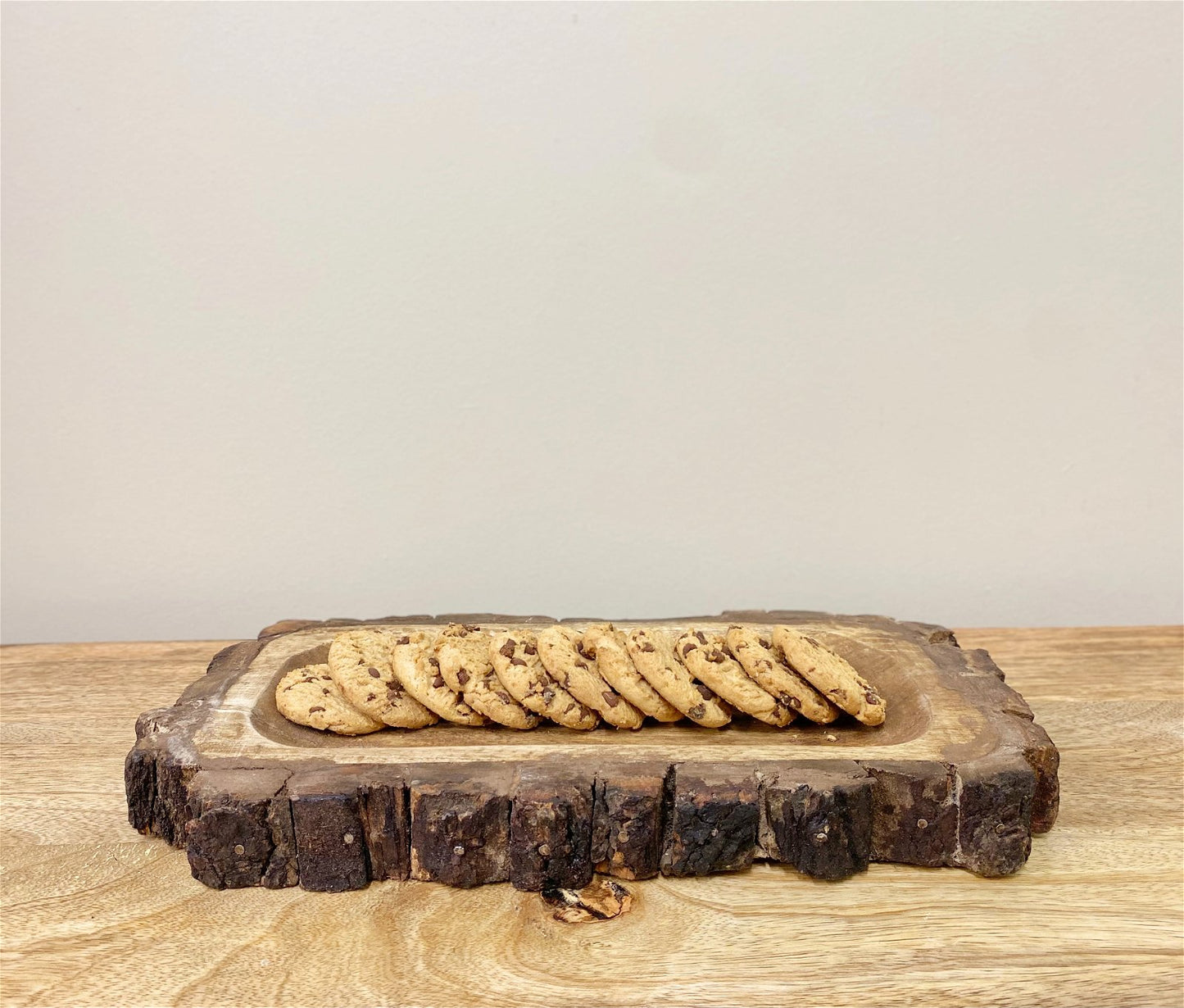 Small Wooden Platter Tray With Bark Edging