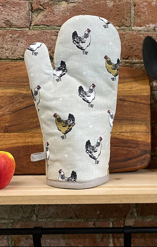 Single Oven Glove With A Chicken Print Design